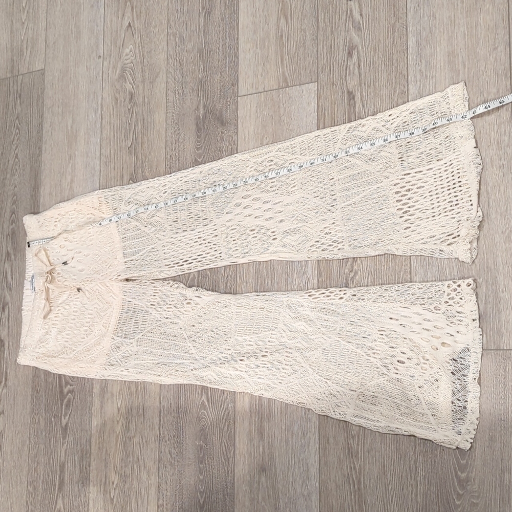 Goldenblack lace pants